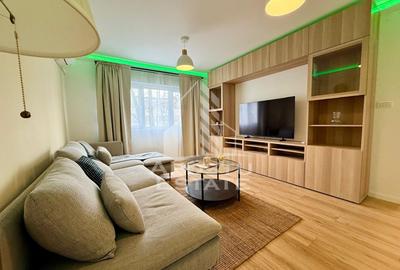 Apartament cu 4 camere semidecomandat, mobilat în Cetății