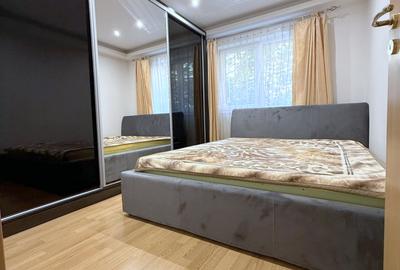 Apartament cu 3 camere decomandat în Mărăști