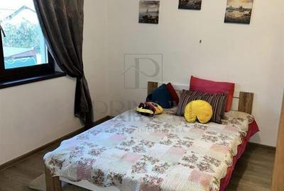 GIROC - 3 Camere - Etaj 1 - Pod cu intrare din apartament - 6