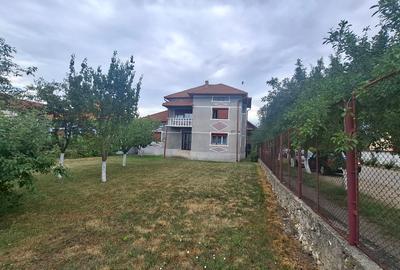 PROPRIETATE  VERSATILA  -  DIFERITE  DESTINATII - 20