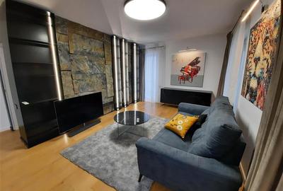 Apartament cu 2 camere semidecomandat, mobilat în Semicentral