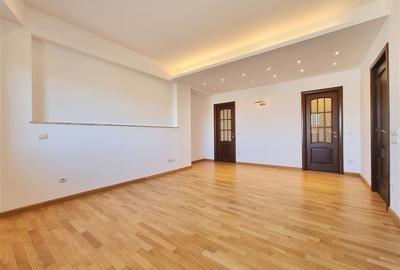 Unfurnished 3-Bedroom Apartment | Arch of Triumph - Kiseleff | Garage & Storage - 14