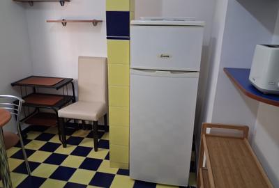 Piata Muncii-Alba iulia  Garsoniera 40 mp,mobilata modern,utilata,bloc mixt 350€ - 15