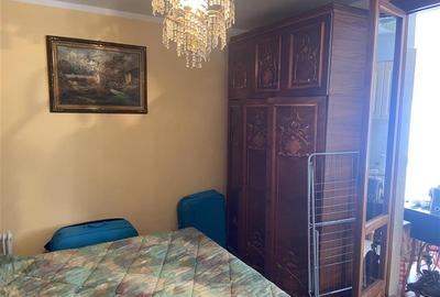 Apartament 2 camere , zona ultracentrala - Piata Moldovei , et 2 , decomandat , - 13