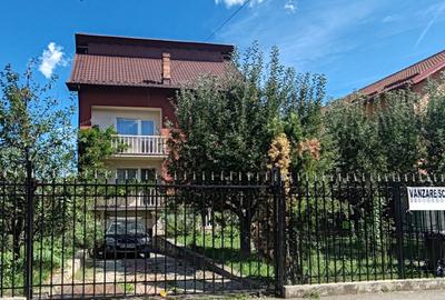 Casă individuală cu 5 camere în Curtea de Argeș