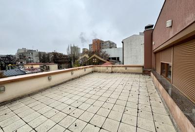Vila centrala cu 13 camere *460mpu* + garaj // Dorobanți - 34