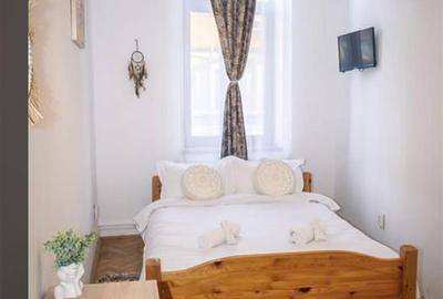 Apartament cu 2 camere decomandat, mobilat în Ultracentral