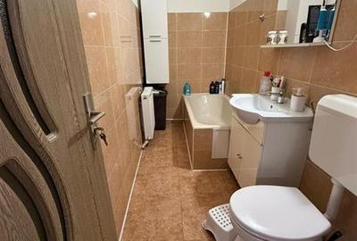Apartament 2 camere, hol patrat, logie + balcon, mobilat si utilat - 10