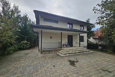 Casă individuală cu 5 camere în Făget