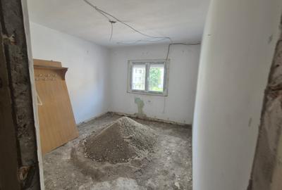 Vand apartament 3 camere et.1 Lunca - 3