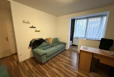 Apartament 3 camere et. 1 zona Cedonia - 2