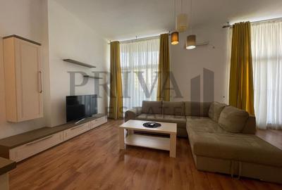 Apartament cu 2 camere decomandat, mobilat în Soarelui