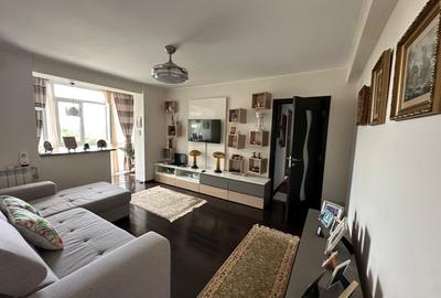Apartament cu 3 camere semidecomandat în Ștefan cel Mare