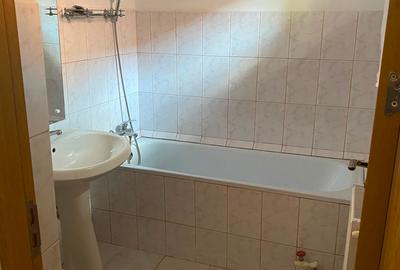 Casa 4 camere - Ovidiu - 130.000 euro negociabil (cod E11+E12) - 13