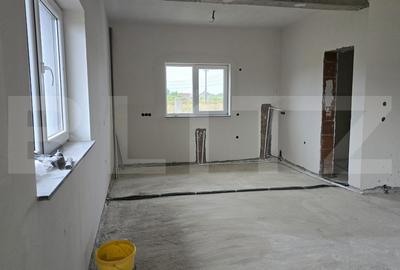 Casă individuală cu 4 camere în Periferie
