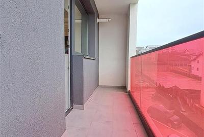 Apartament cu 2 camere decomandat în Vișani