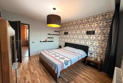 Apartament cu 4 camere semidecomandat, mobilat în Calea Călărașilor