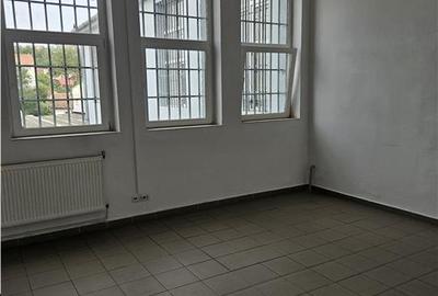 Spatiu Industrial - 3500 mp - Productie - Depozitare - Office - 38