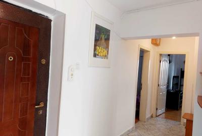 Apartament cu 2 camere decomandat, mobilat în Tineretului