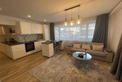 Apartament cu 3 camere, mobilat în Banu Manta
