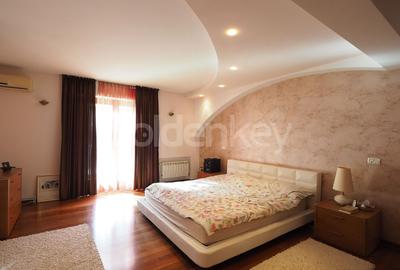 Vila cu 9 camere, 5 bai | D+P+1+M | 416mp teren - 8