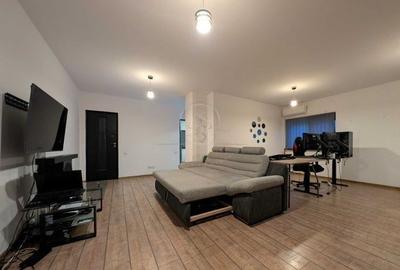 Apartament cu 3 camere semidecomandat, mobilat în Mărăști