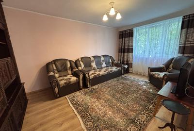 Apartament cu 4 camere decomandat, mobilat în Dristor