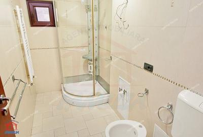 Apartament 3 camere dec in Galati Micro 21 vedere la Dunare langa turn - 8