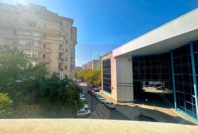 Apartament cu 2 camere decomandat în Splaiul Unirii
