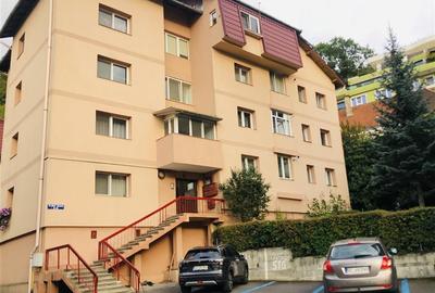 Apartament cu 3 camere decomandat în Centrul Civic