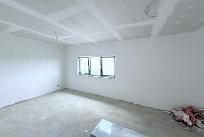 Casa noua cu etaj zona linistita in oras - 3