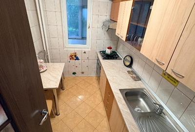 Inchiriez apartament pretabil birou - 7