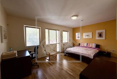 Casa individuala in Sibiu - 8 camere - 418 mp - teren 1.338 mp - 33
