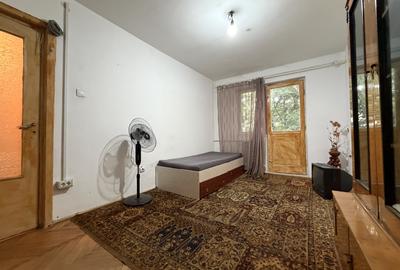 Apartament cu 3 camere semidecomandat în Dacia