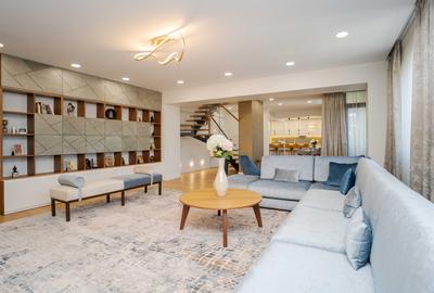 Penthouse cu 3 camere decomandat, mobilat în Tudor Vladimirescu