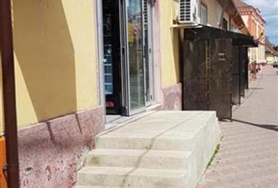 Vanzare spatiu comercial, Ghimbav, Central langa Primarie, vitrina - 32