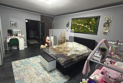 Apartament cu 2 camere semidecomandat, mobilat în Badea Cârțan