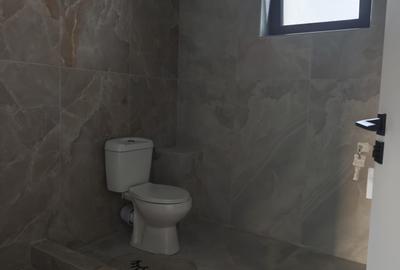 FARA COMISIOANE casa eleganta cu 5 camere 3 terase P+1+pod 2 placi 1800mp asfalt - 35