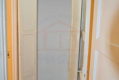 De vanzare apartament 2 camere, Centru - 4
