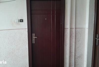 Zona Centru Biserica vedere Cetate - 6