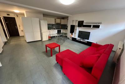 INCHIRIEZ apartament 2 camere cu curte,renovat,zona Strand - 1
