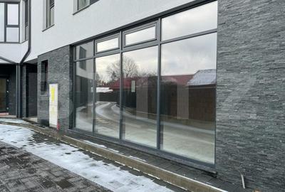 Spațiu comercial, de 371.00 mp, în Central
