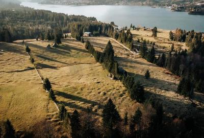 Teren Construcții intravilan de 1000 mp, în Colibița