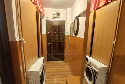 Apartament 3 camere, semidecomandat, etajul 3, Cornitoiu zona Unitatea Militara - 6