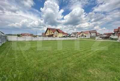 Teren Construcții intravilan de 720 mp, în Exterior Est