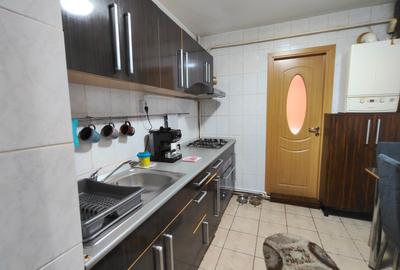 Apartament 4 camere, 68 mp + balcon 7 mp | Parter. Mobilat și utilat. Centrală - 2