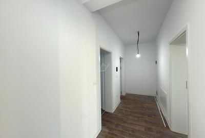 Bloc finalizat. Decomandat. 2 balcoane. Spatiu pod. - 11