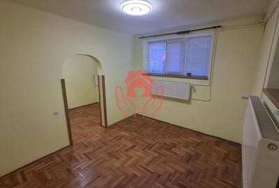 GARA DE NORD (Spitalul Witting)- 2 apartamente, 6 camere, vila solida renovata! - 33