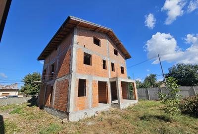 VILA (la roșu) P+1E+M, 265mpu, TEREN 871mp, CHIAJNA-Vlad Țepeș - 24