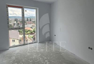 Apartament 3 camere în zona str. Fabricii, str. Campina - 7